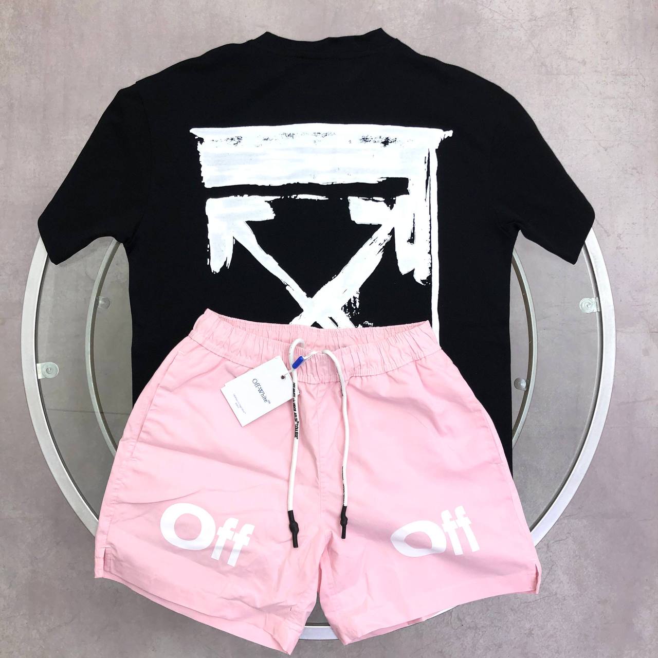 Off-White Men's Ink Arrow Slim Fit Men's T-Shirts & Shorts Set in Different Colors Reps Sale UK Best Quality AAA Replica