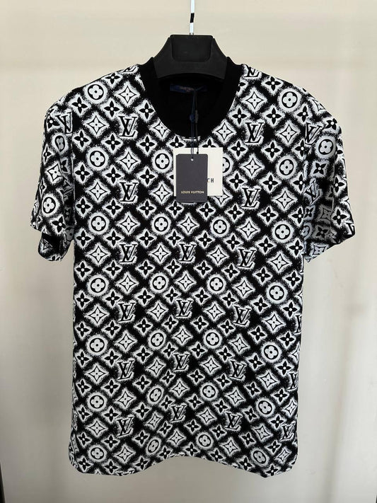 Louis Vuitton All Over Monogram Short Sleeve T-Shirt in Different Colors Men's Women's Reps Sale UK Best Quality AAA Replica