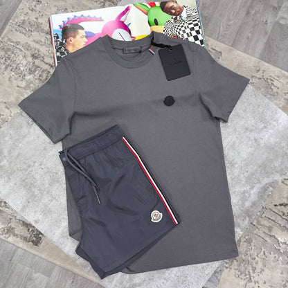 Moncler Black Badge Logo Men's T-Shirts & Shorts Set in Different Colors Reps UK Best Quality Sale AAA Replica