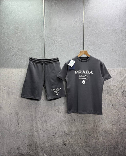 Prada Milano Logo Print Men's T-Shirts & Shorts Set in Different Colors Reps UK Best Quality Sale AAA Replica