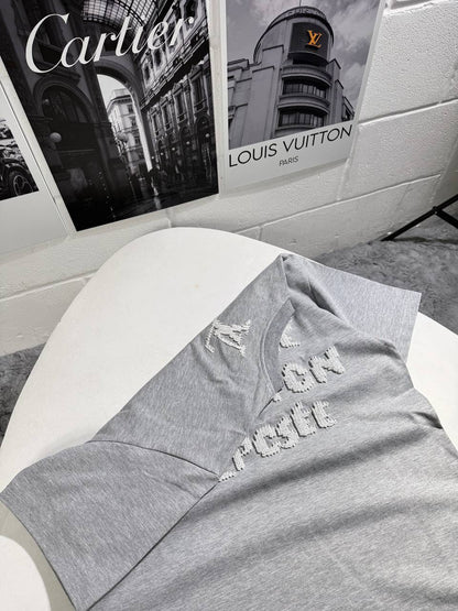 Louis Vuitton Embroidered Signature Ready to Wear T-Shirts Men's Women's in Different Colors Reps Sale UK Best Quality AAA Replica