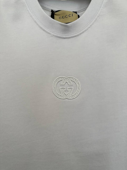 Gucci Interlocking G Logo-Embroidered Men's Women's T-Shirts in Different Colors Reps Sale UK Best Quality Sale AAA Replica