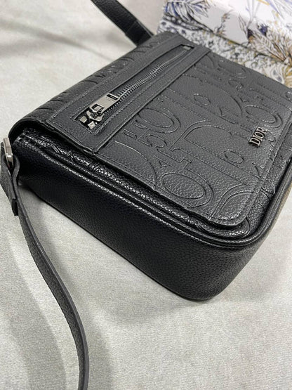 Dior Small Saddle Messenger Men's Bag with Flap in Black Color Reps Sale UK Best Quality AAA Replica