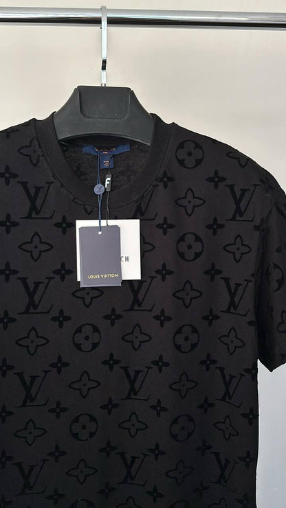Louis Vuitton Embossed Cotton Jersey Logo Men's Women's T-Shirts in 2 Colors Reps UK Best Quality AAA Replica