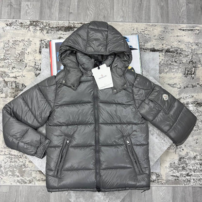 Moncler Maya Hooded Short Down Jackets Men's Women's in Different Colors Reps UK Sale Best Quality AAA Replica