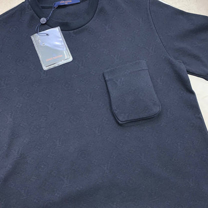 Louis Vuitton Monogram 3D Pocket Men's Women's T-Shirts in Different Colors Reps Sale UK Best Quality AAA Replica