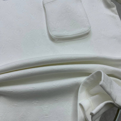 Louis Vuitton Monogram 3D Pocket Men's Women's T-Shirts in Different Colors Reps Sale UK Best Quality AAA Replica