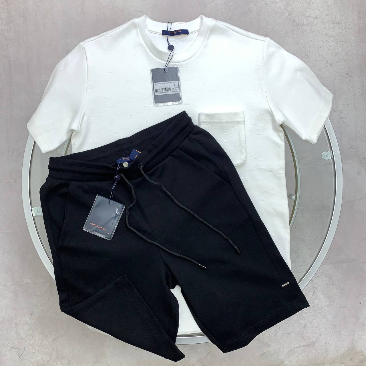 Louis Vuitton Monogram 3D Pocket Men's Women's T-Shirts & Shorts Set in Different Colors Reps Sale UK Best Quality AAA Replica