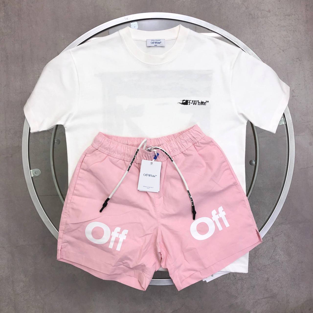 Off-White Men's Ink Arrow Slim Fit Men's T-Shirts & Shorts Set in Different Colors Reps Sale UK Best Quality AAA Replica