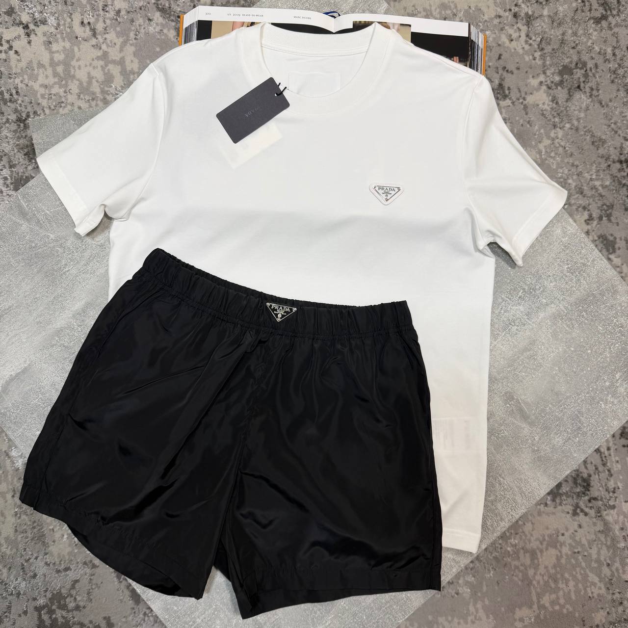 Prada Triangle Logo Luxury Casual Men's T-Shirts & Shorts Set in Different Colors Reps Sale UK Best Quality Sale AAA Replica