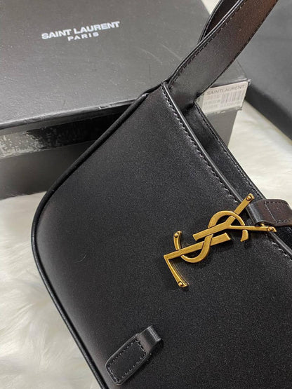 Saint Laurent Le 5 à 7 Hobo Bag Women's Bag in Black Color Reps Sale UK Best Quality AAA Replica