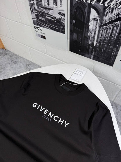 Givenchy Reverse Logo T-Shirt Men's Women's in 2 Colors Reps UK Best Quality Sale AAA Replica