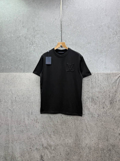 Louis Vuitton Embossed Signature LV T-Shirt Men's Women's in 2 Colors Reps UK Best Quality Sale AAA Replica