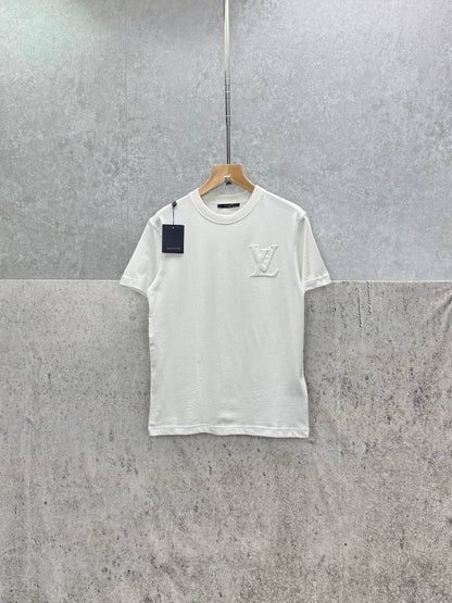 Louis Vuitton Embossed Signature LV T-Shirt Men's Women's in 2 Colors Reps UK Best Quality Sale AAA Replica