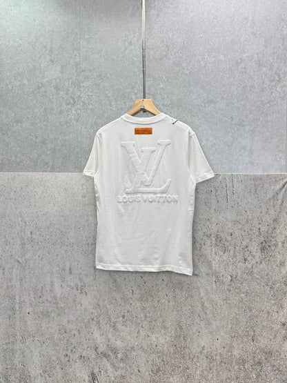 Louis Vuitton Embossed Signature LV T-Shirt Men's Women's in 2 Colors Reps UK Best Quality Sale AAA Replica