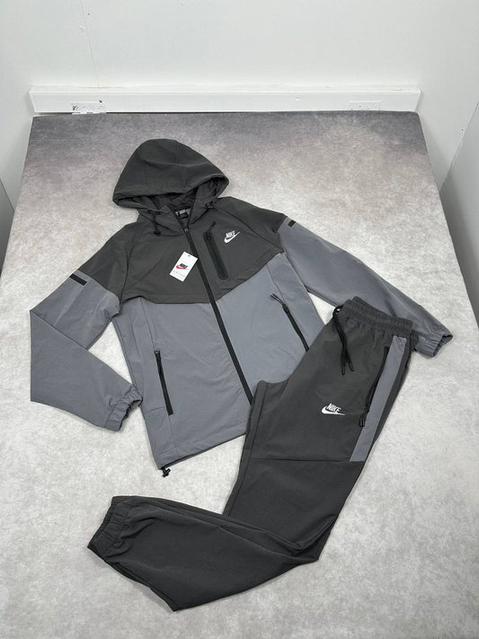Nike Tech Fleece Full-Zip Tracksuit