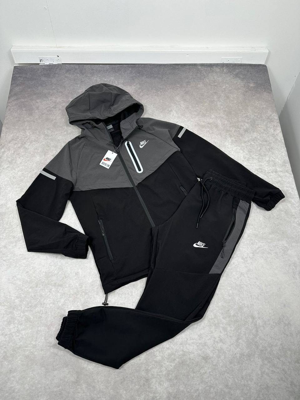 Nike Tech Fleece Full-Zip Tracksuit