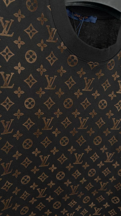 Louis Vuitton Monogram Pattern Crewneck Design T-Shirt in 2 Colors Men's Women's Reps Sale UK Best Quality AAA Replica