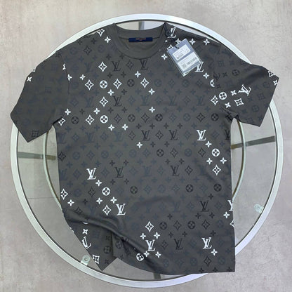 Louis Vuitton Allover Monogram Printed Short Sleeve Men's Women's T-Shirts in Different Colors Reps Sale UK Best Quality AAA Replica