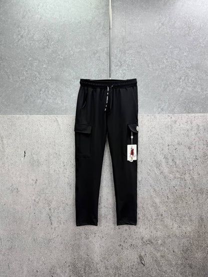 Moncler Logo-Patch Men's Black Cargo Pants in Multiple Waist Sizes Reps Sale UK Best Quality AAA Replica