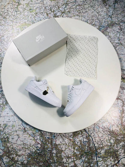 Nike Air Force 1 Low '07 "Triple White" Ref: CW2288-111 Sneakers Women's Reps Sale UK Best Quality AAA Replica