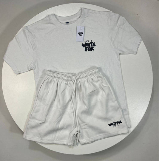 White Fox Boutique Vol. 3 "Offstage" Oversized Light Grey T-Shirt & Shorts Set Women's Reps UK Best Quality Sale AAA Replica