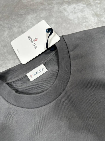 Moncler Logo Patch Crewneck Cotton Men's Women's Jumpers in Different Colors Reps Sale UK Best Quality AAA Replica