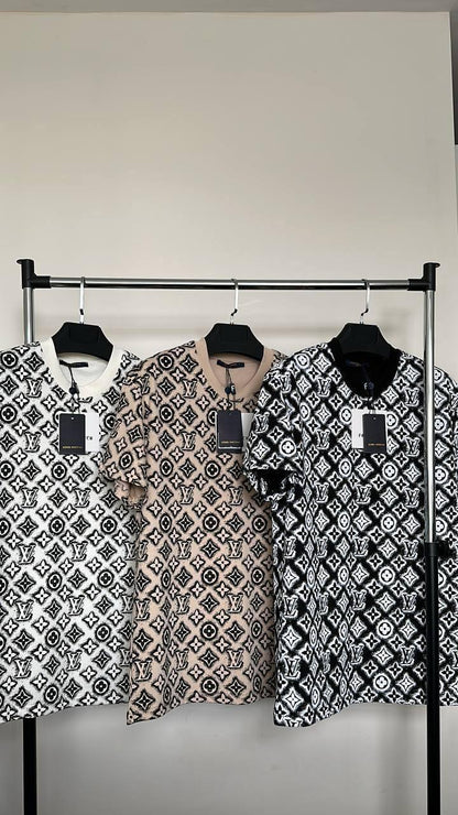Louis Vuitton All Over Monogram Short Sleeve T-Shirt in Different Colors Men's Women's Reps Sale UK Best Quality AAA Replica