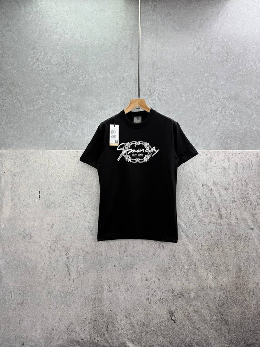 Givenchy Medallion Logo Cotton Men's Women's T-Shirts in 2 Colors Reps Sale UK Best Quality AAA Replica