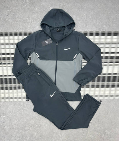 Nike UV Windrunner Tracksuit Men's in Different Colors Reps Sale UK Best Quality AAA Replica