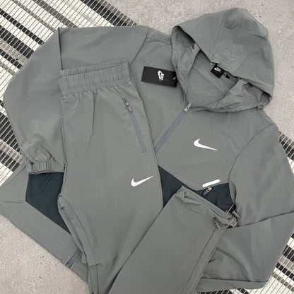 Nike UV Windrunner Tracksuit Men's in Different Colors Reps Sale UK Best Quality AAA Replica