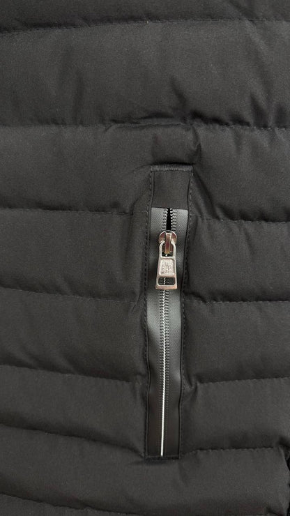 Moncler Padded Zip-Up Hybrid Jacket in 2 Colors Reps Sale UK Best Quality AAA Replica in 2 Colors Reps Sale UK Best Quality AAA Replica