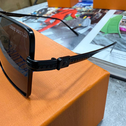 Louis Vuitton 1.1 Evidence Metal Square Sunglasses in Matte Black Men's Women's Reps Sale UK Best Quality Sale AAA Replica