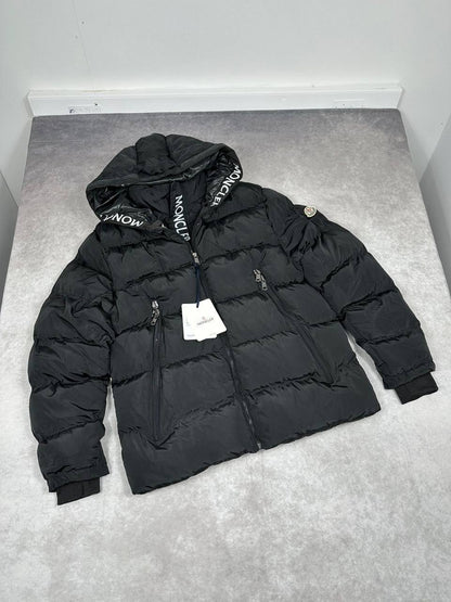 Moncler Montcla Down Men's Women's Jacket in Black Reps Sale UK Best Quality AAA Replica