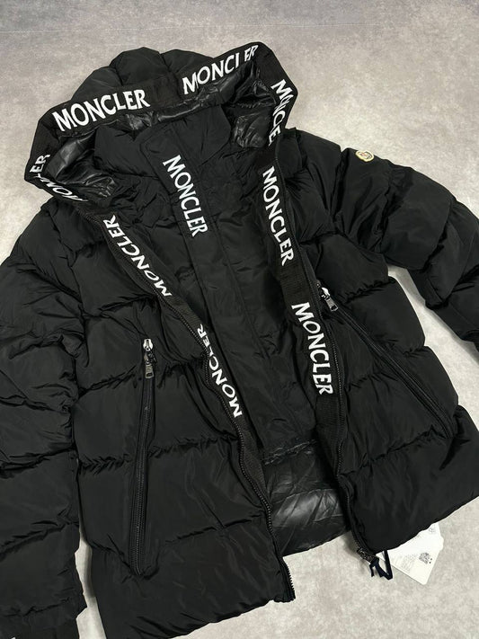 Moncler Montcla Down Men's Women's Jacket in Black Reps Sale UK Best Quality AAA Replica