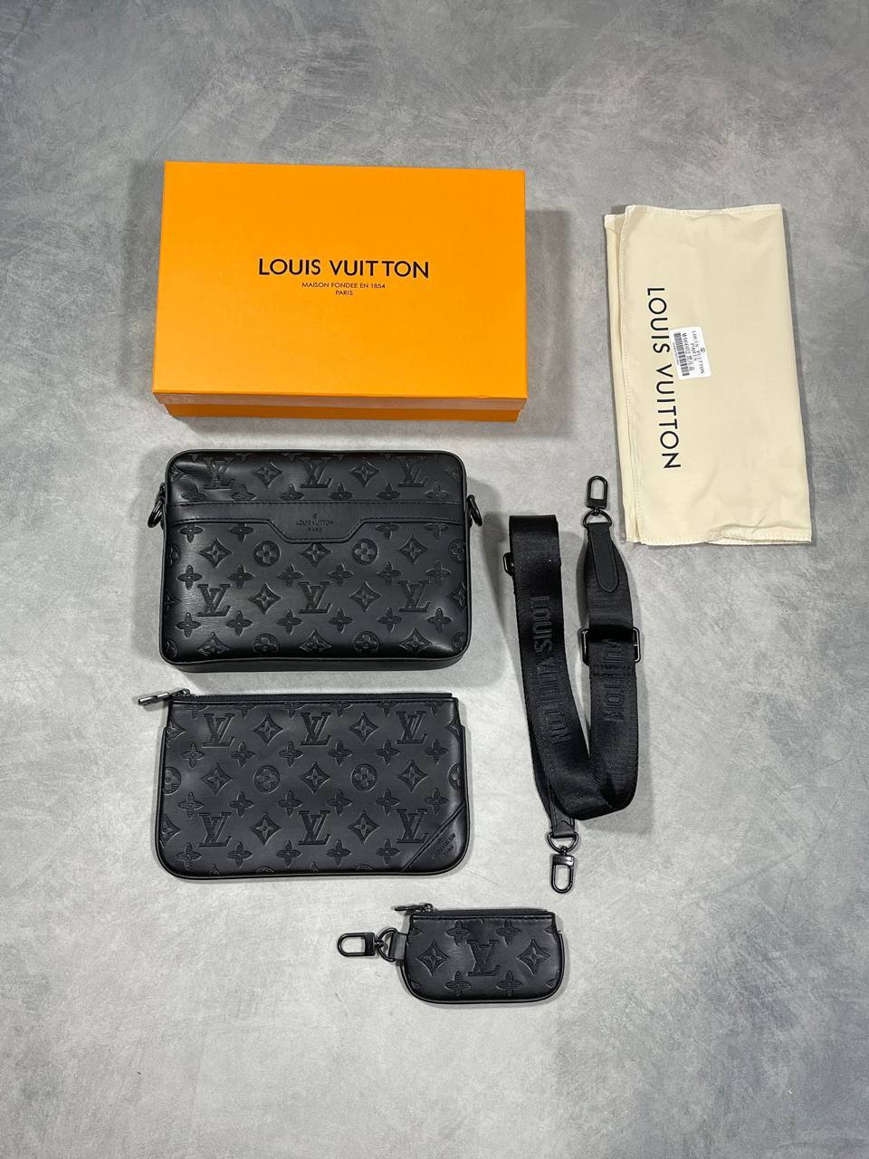 photo 5780798442098592866 y Louis Vuitton Trio Messenger bag Monogram Eclipse black AAA replica UK - men's designer reps sale
