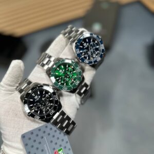 Tag Heuer Aquaracer Calibre Chronograph steel strap AAA replica watch UK - men's different dial colours