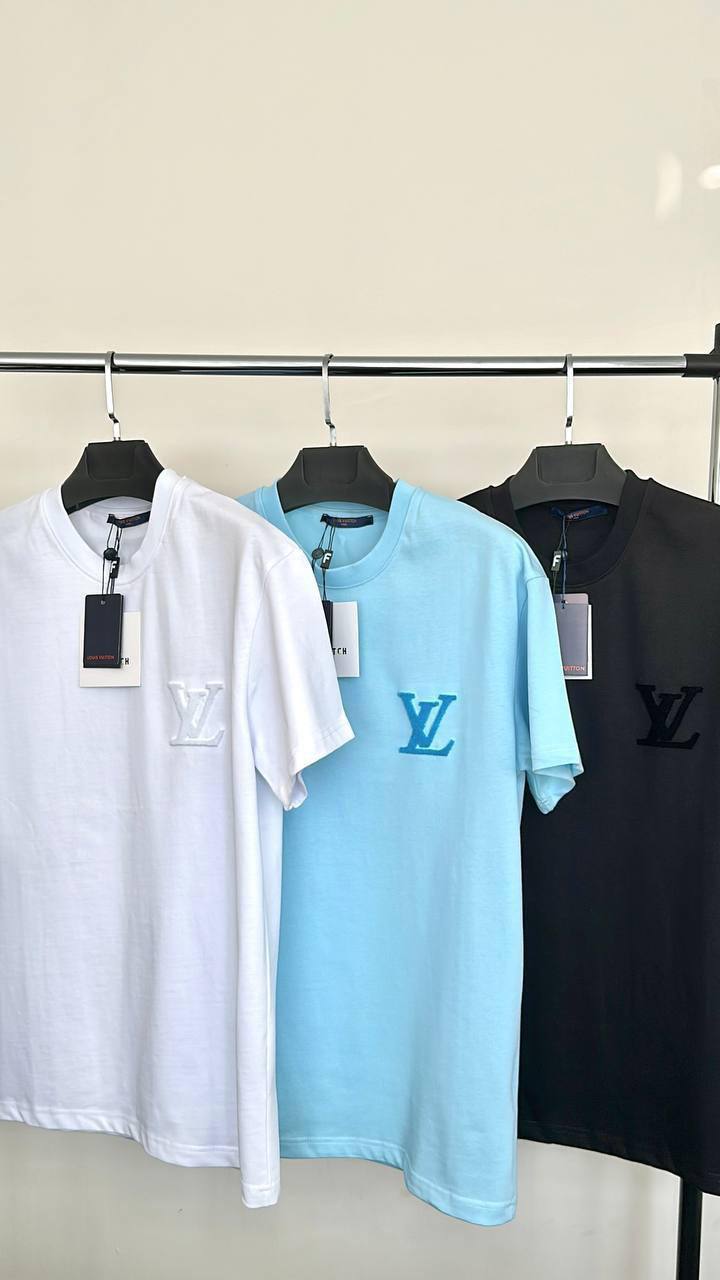 photo 5798810998067105623 y Louis Vuitton Embroidered LV Logo t-shirt AAA replica UK - men's women's different colours designer reps
