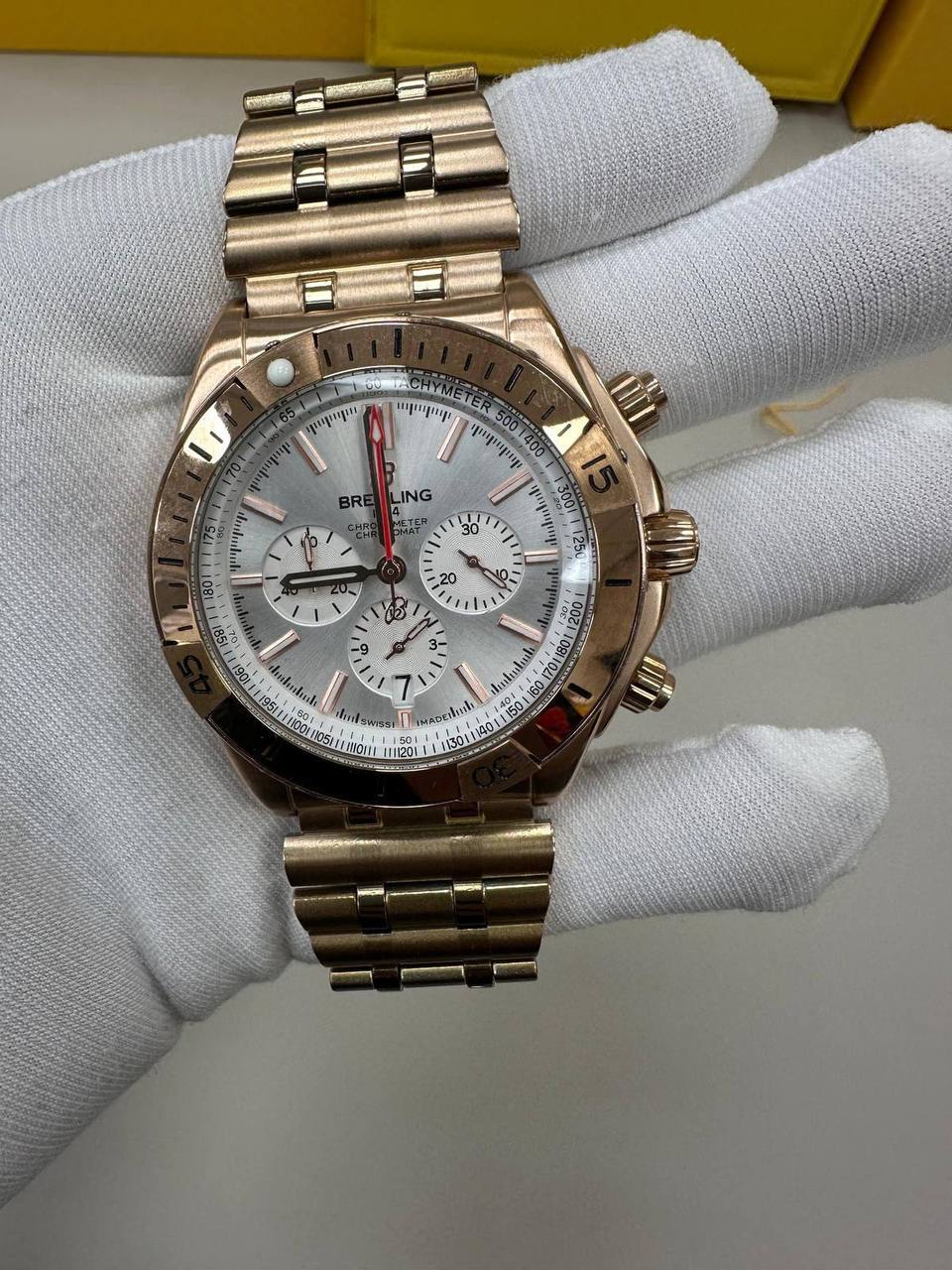 photo 5812422200399694612 y Breitling Chronometer 1884 Full Rose Gold AAA replica watch UK - men's designer reps sale