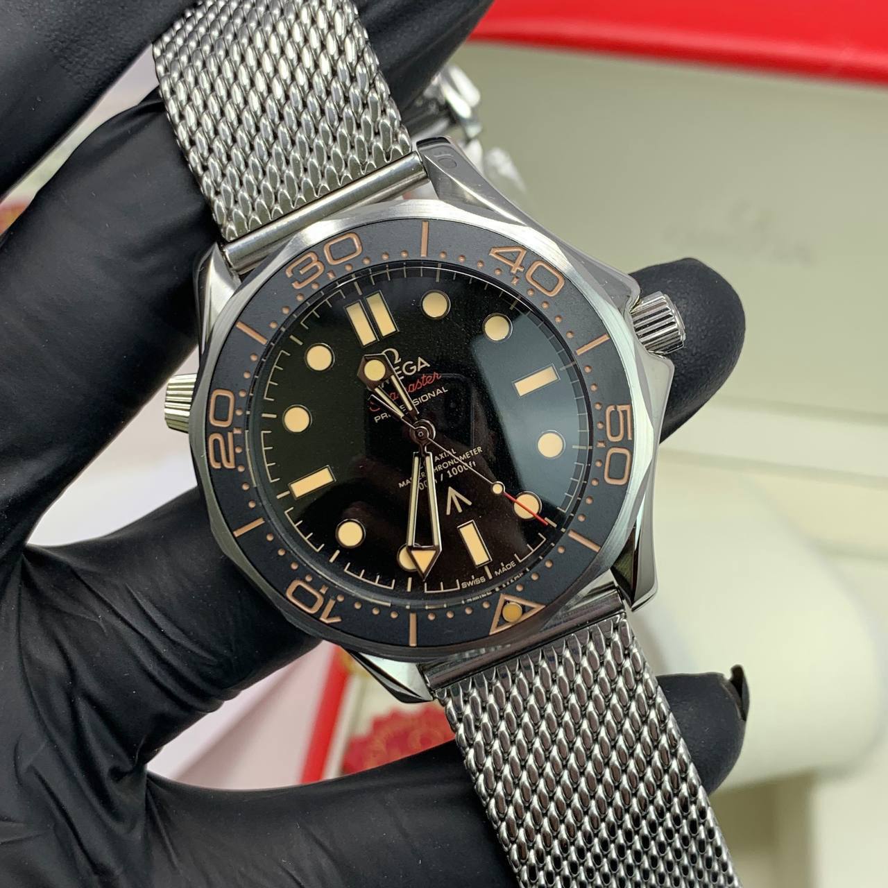 photo 5816801731306786551 y Omega Seamaster Diver 007 No Time to Die black dial AAA replica watch UK — men's Omega reps sale