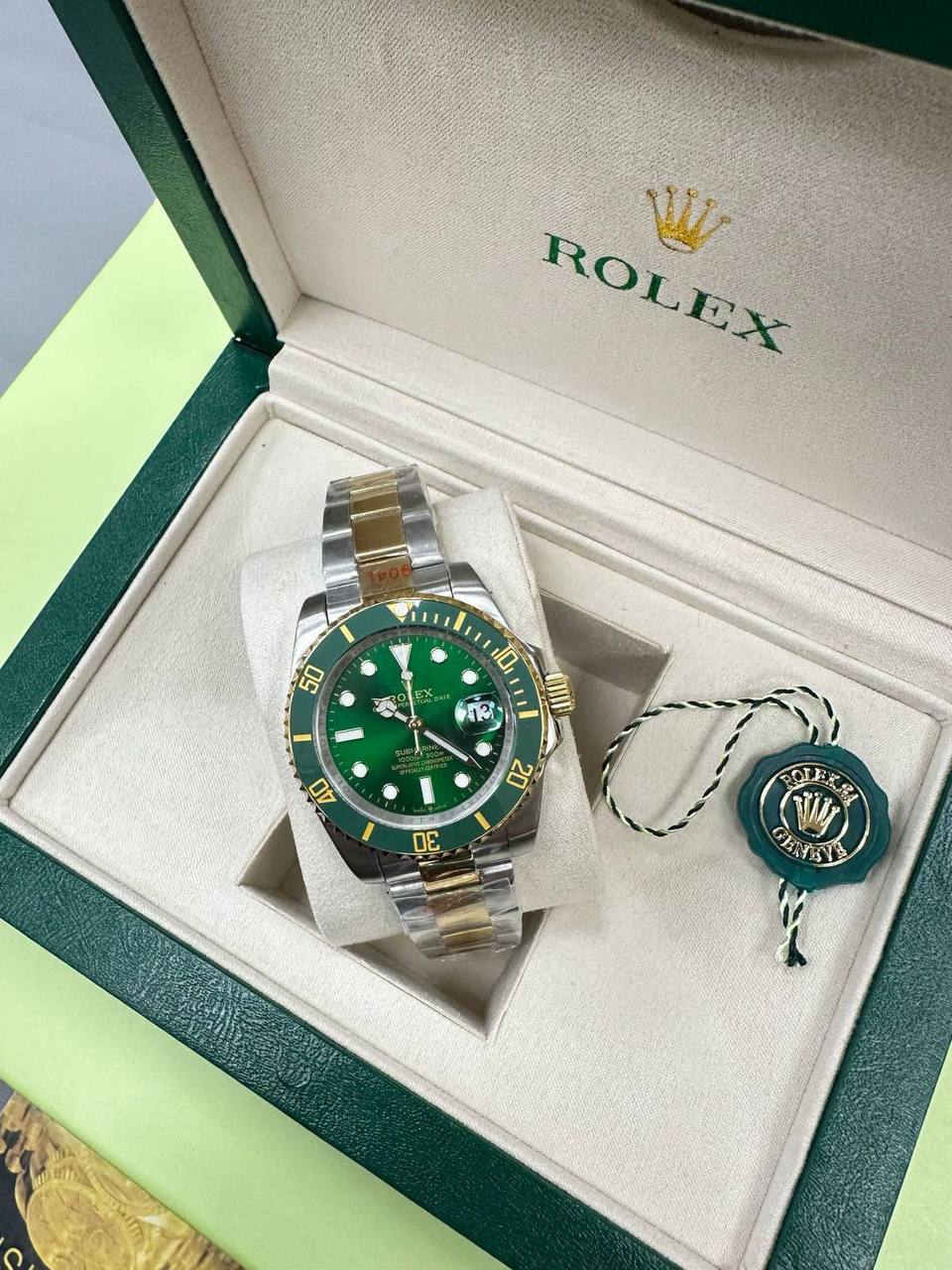 photo 5819053531120471909 y Rolex Submariner Date green dial two tone 116613 AAA replica watch UK — men's Rolex reps sale