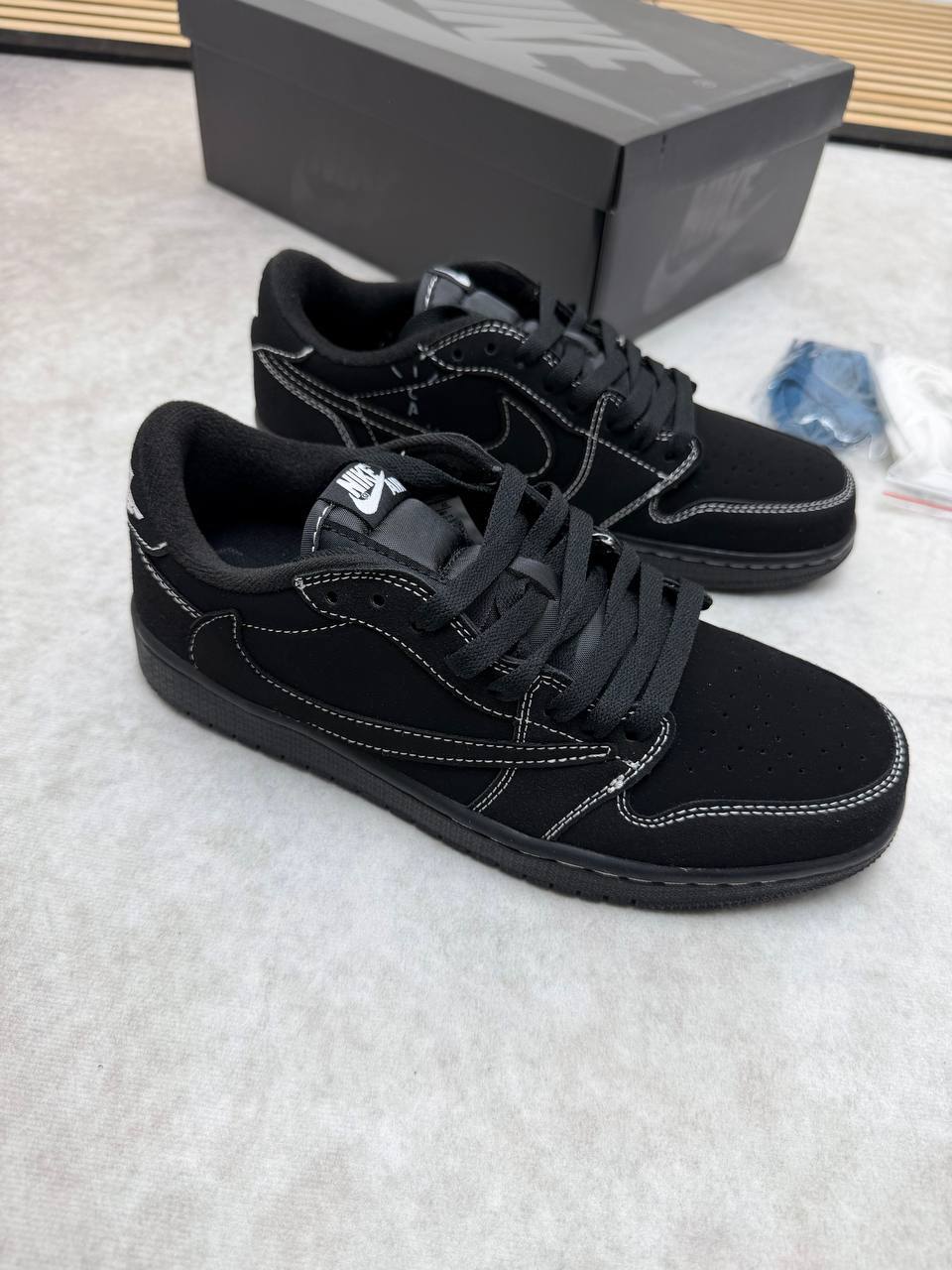 photo 5821087451538199464 y Nike Air Jordan 1 Retro Low Travis Scott Black DM7866-001 AAA replica trainers UK men's reps sale
