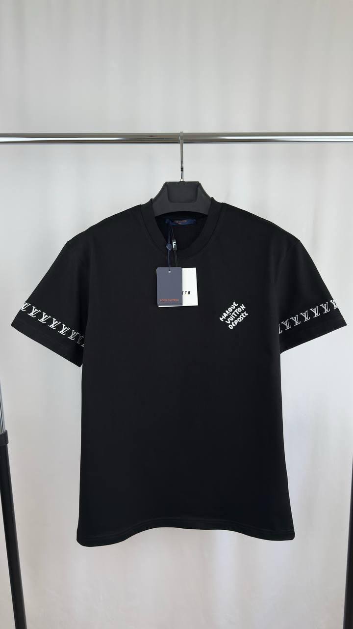 photo 5823229347433745340 y Louis Vuitton Marque L Vuitton Depose Monogram Sleeves t-shirt different colours AAA replica UK - reps