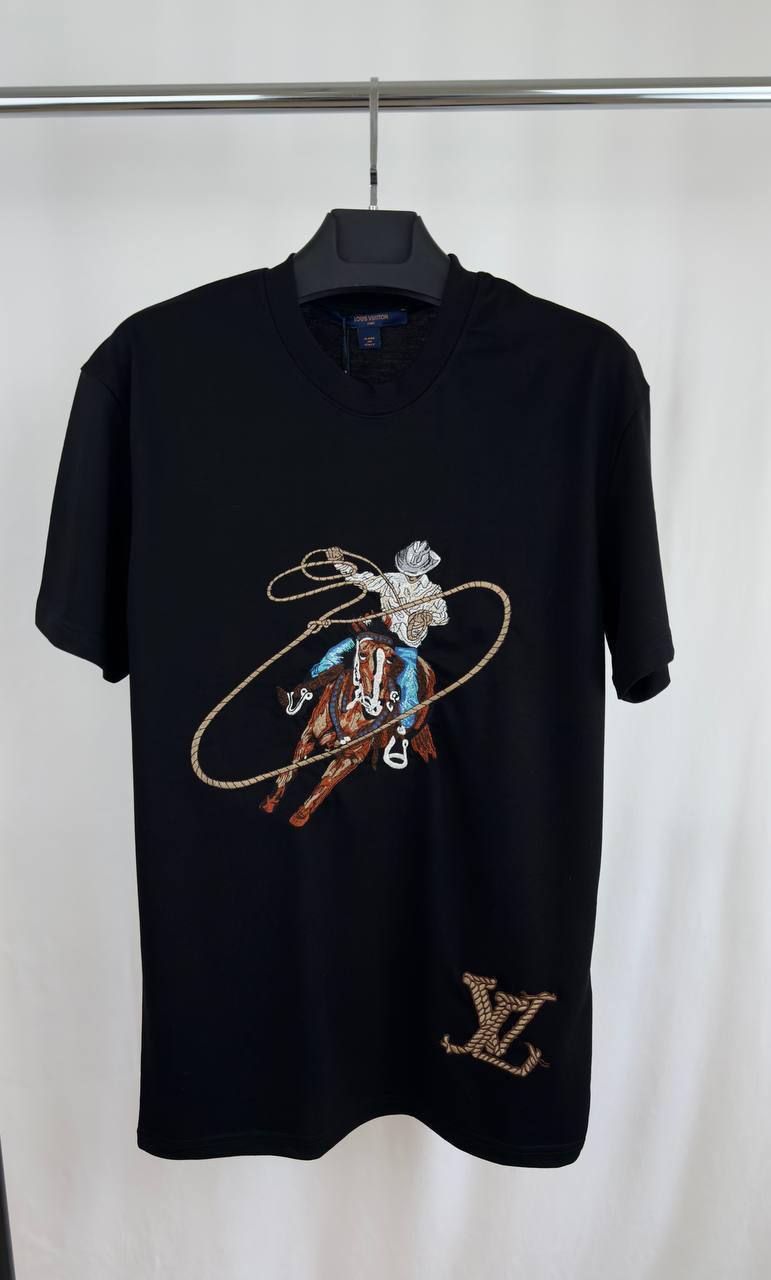 photo 5823229347433745346 y Louis Vuitton Graphic Cowboy Motif Embroidered Cotton t-shirt 2 colours AAA replica UK - reps sale