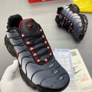 Nike Air Max Plus TN Black Gradient Red Dracula CI2299-001 men's AAA replica trainers UK — designer reps sale