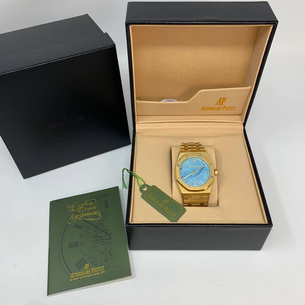 photo 5825510636492885607 y Audemars Piguet Royal Oak Selfwinding turquoise dial gold bracelet AAA replica watch UK — men's AP reps sale