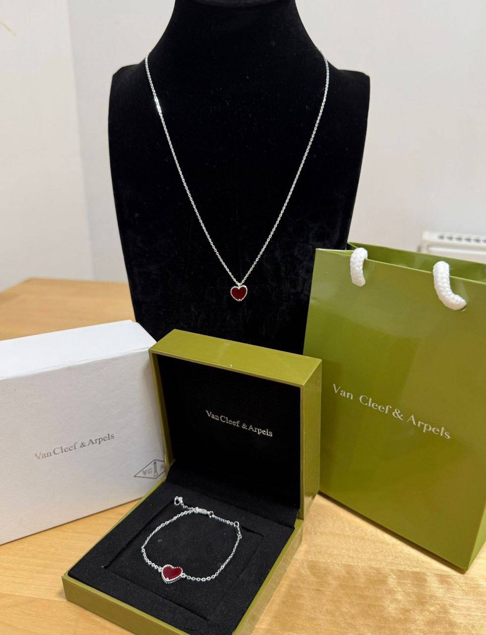 photo 5825510636492885697 y Van Cleef Arpels Sweet Alhambra Heart necklace bracelet set AAA replica UK - women's designer reps sale