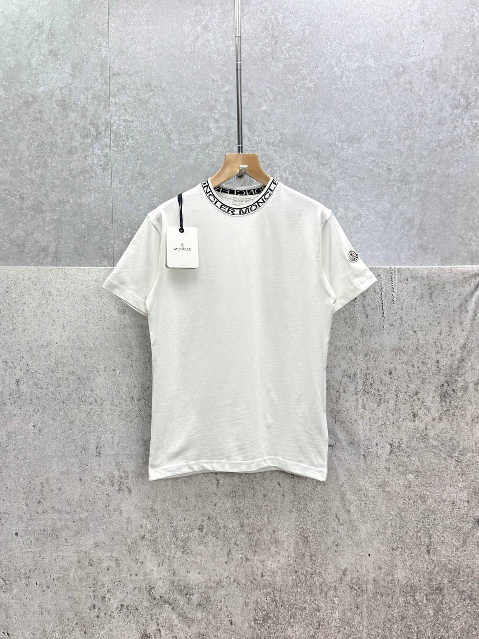 photo 5828132314595134642 y Moncler Collar Logo-Trimmed Crewneck Cotton t-shirt 2 colours AAA replica UK - men's women's reps sale