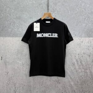 Moncler Blurred-Effect Logo Print Cotton t-shirt 2 colours AAA replica UK - men's women's reps sale
