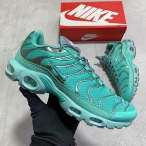 Nike TN Air Max Plus By You Custom men's AAA replica trainers UK - designer reps sale